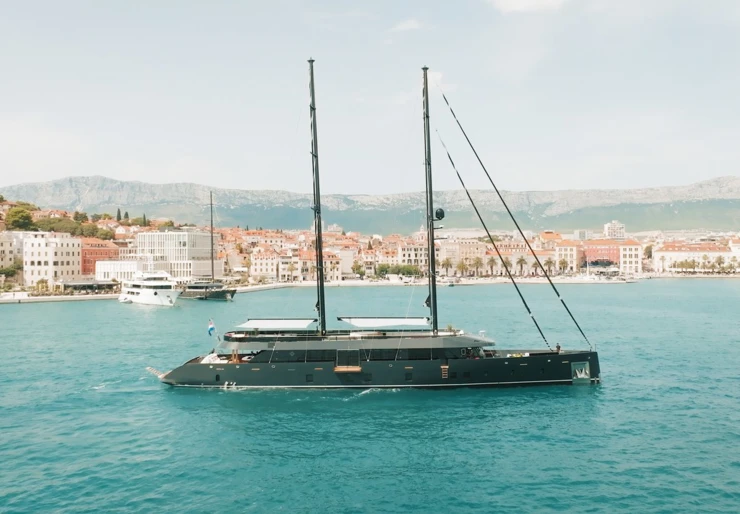 Reposado Dugi Rat - Port Krilo Jesenice | Reposado