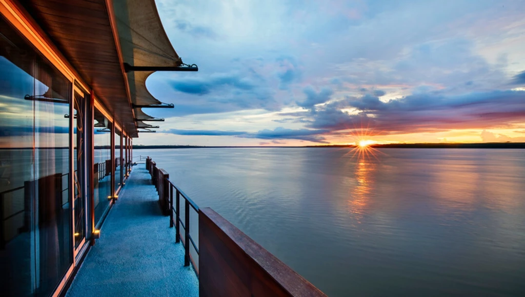Sur les traces des dauphins roses : croisière de 8 jours en Amazonie entre Marañon et Ucayali
