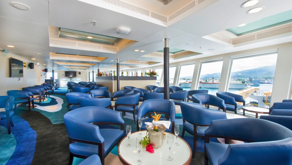 Polynesisches Abenteuer: 13 Tage auf Entdeckungsreise zu den Archipelen der Marquesas, Tuamotu und Gesellschaftsinseln