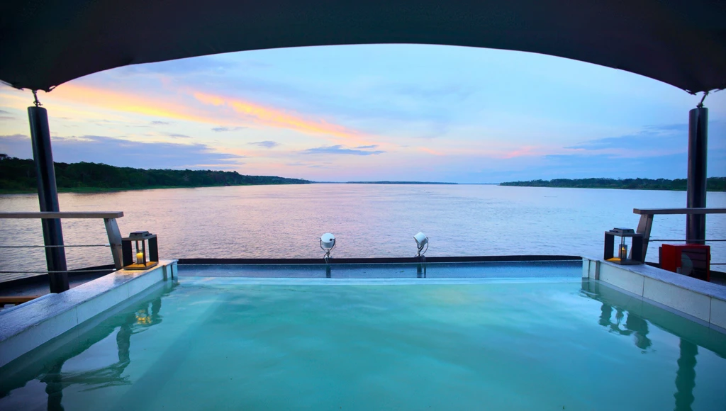 Récit amazonien : 8 jours d'exploration en bateau au cœur de la jungle et des fleuves du Pérou