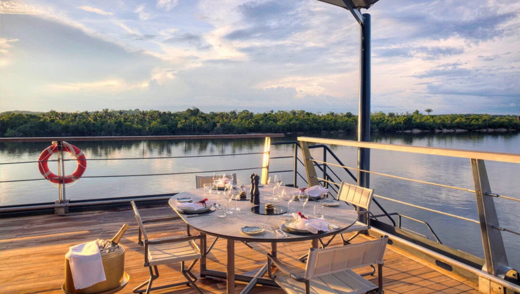 Récit amazonien : 8 jours d'exploration en bateau au cœur de la jungle et des fleuves du Pérou