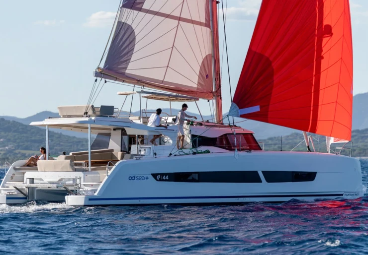 Fountaine Pajot 44 Le Marin | PALOMAS