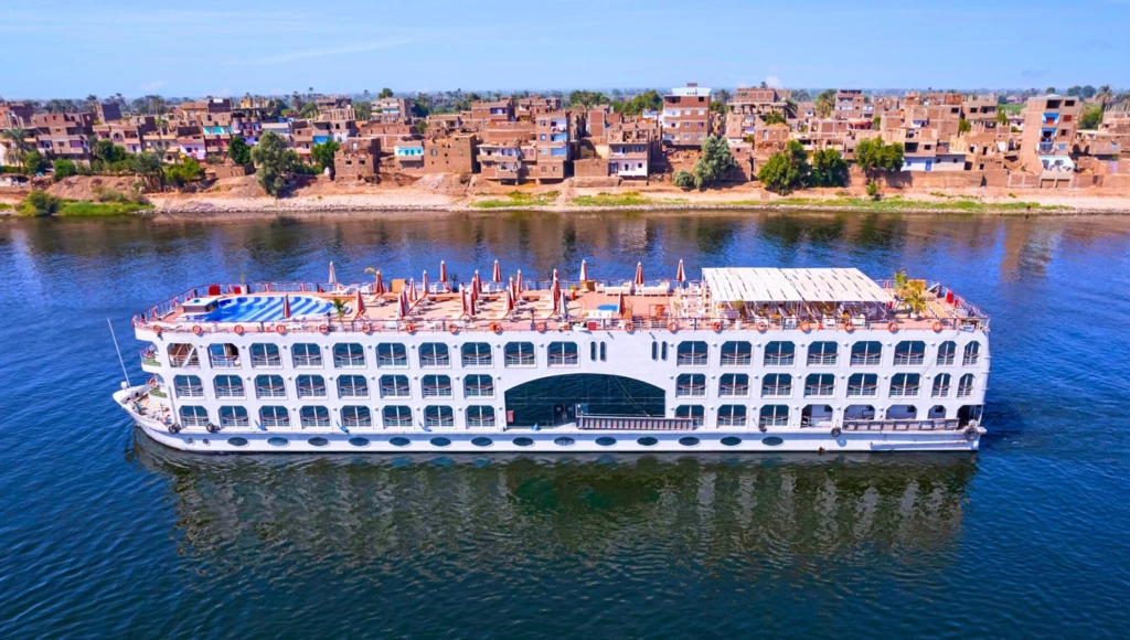 Croisière de 4 jours : d’Assouan à Louxor, entre temples légendaires et rives du Nil mythique