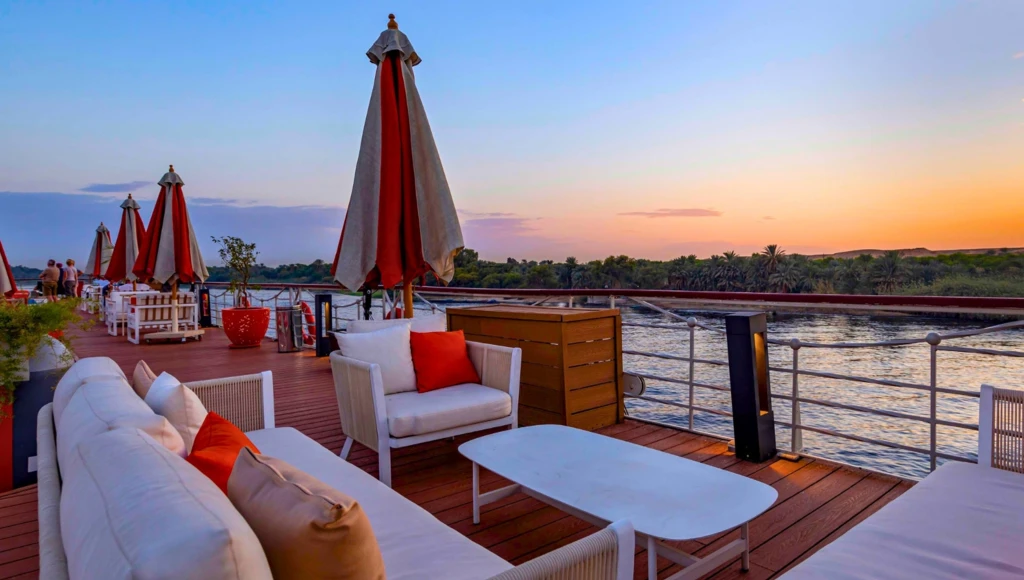 Croisière de 4 jours : d’Assouan à Louxor, entre temples légendaires et rives du Nil mythique