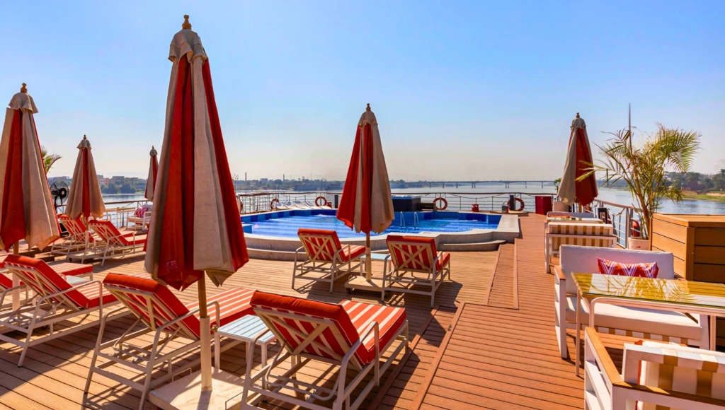 Croisière de 4 jours : d’Assouan à Louxor, entre temples légendaires et rives du Nil mythique