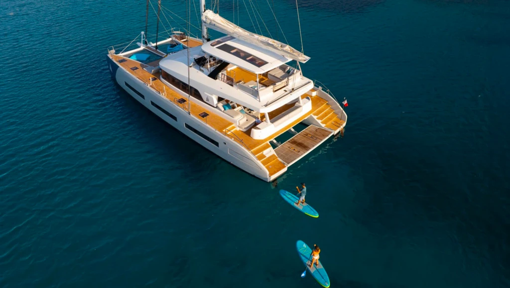 Exceptional travel in the Seychelles: the peaceful charm of the lagoons aboard a luxury catamaran