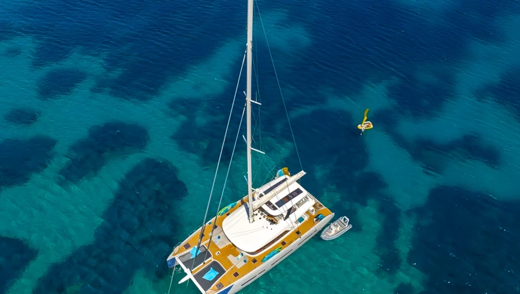 Exceptional travel in the Seychelles: the peaceful charm of the lagoons aboard a luxury catamaran