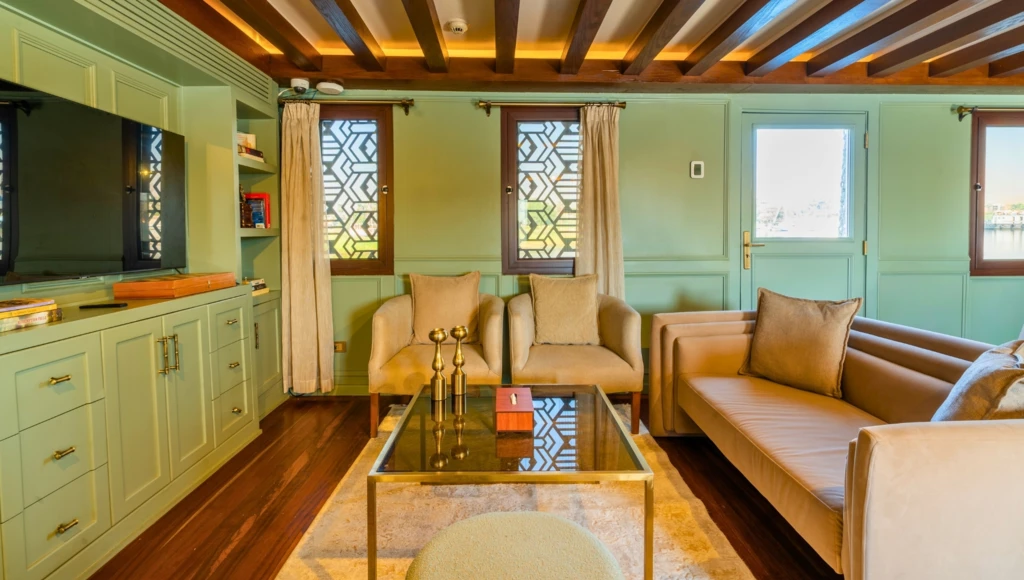 An exceptional 8-day trip on the Nile in a private dahabieh, between ancient splendors and timeless landscapes