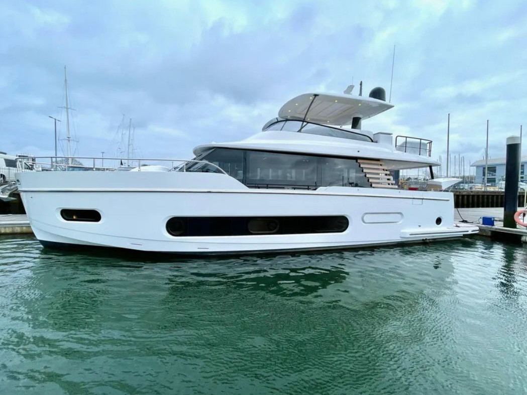 Azimut magellano 60