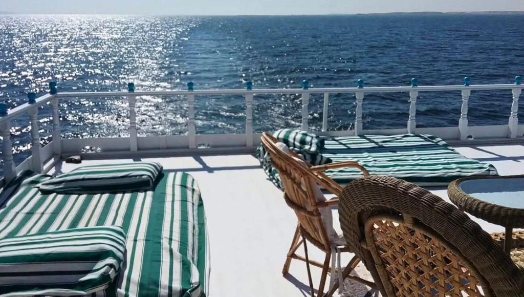 Trois nuits de magie sur le Lac Nasser : des colosses d'Abou Simbel au temple de Kalabsha