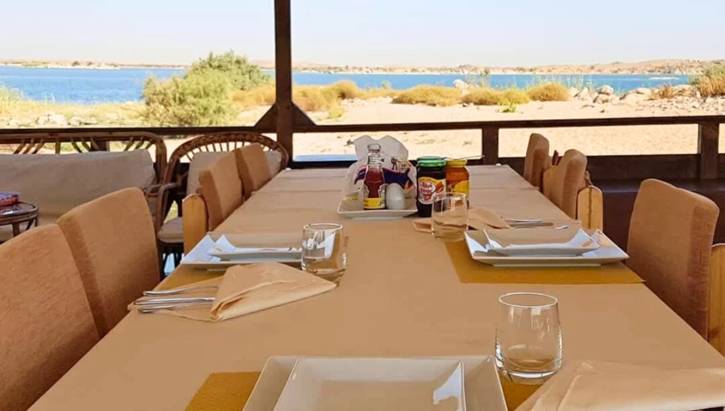 Trois nuits de magie sur le Lac Nasser : des colosses d'Abou Simbel au temple de Kalabsha