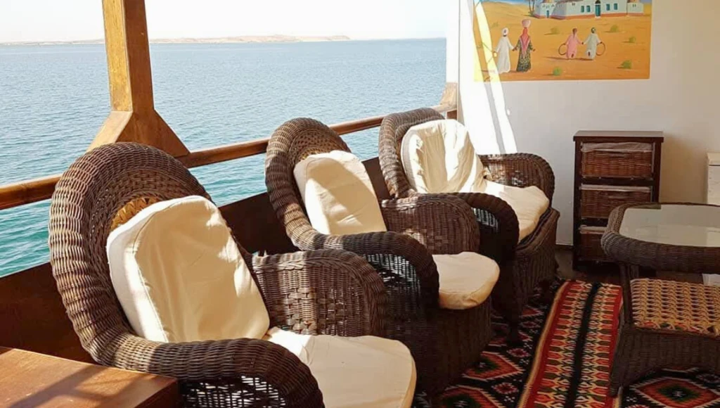 Trois nuits de magie sur le Lac Nasser : des colosses d'Abou Simbel au temple de Kalabsha