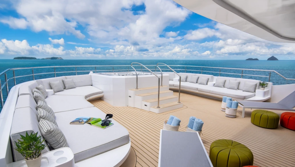 Évasion maritime d’exception en 5 jours : cap sur les secrets de Floreana et les joyaux de Mosquera, à la découverte envoûtante des Galápagos