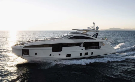Azimut Grande 32M