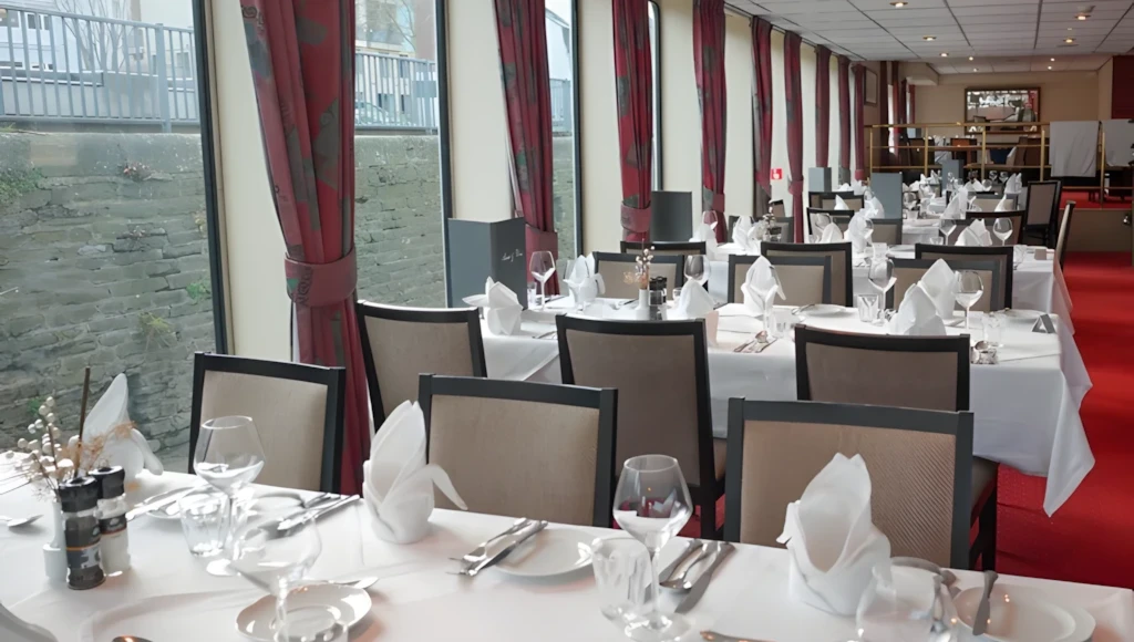 Il Reno imperiale in 8 giorni: da Amsterdam a Basilea, un viaggio lungo le romantiche rive e le città emblematiche d'Europa