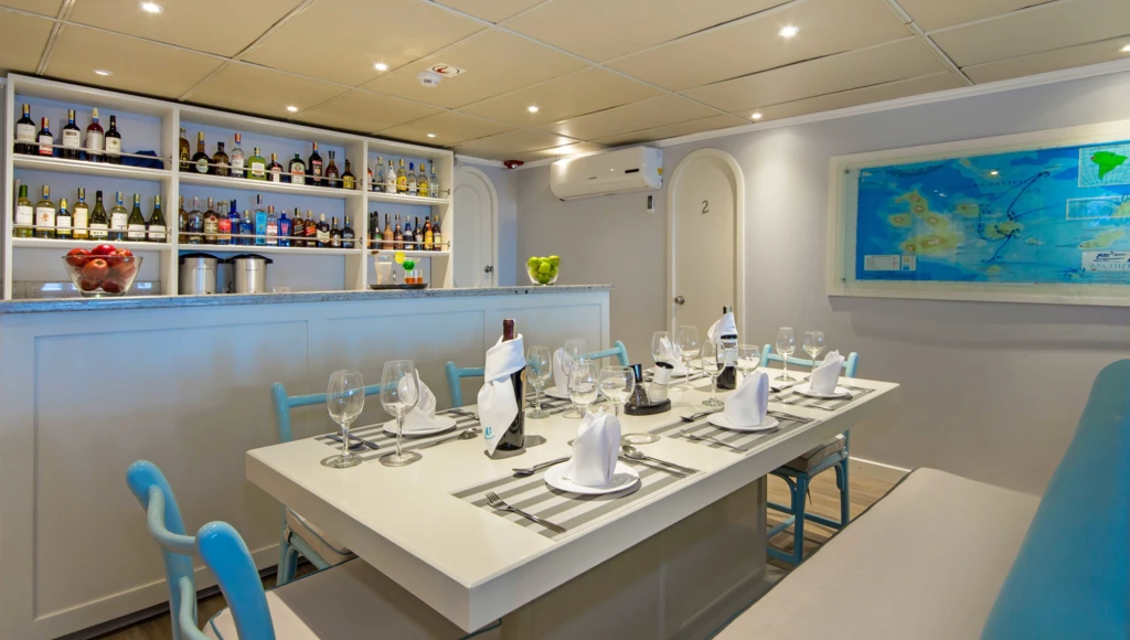 5-day expeditions to the Galapagos: from Baltra to San Cristobal, between untamed nature and unforgettable diving experiences