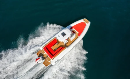 Renier R9 Tourer