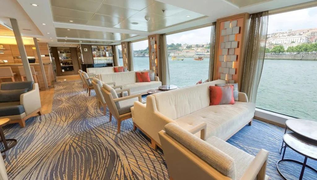 Von Lissabon zu den Weinbergen des Douro in 10 Tagen: eine elegante Kreuzfahrt im Herzen des authentischen Portugals