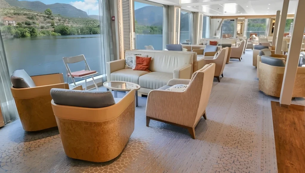 Von Lissabon zu den Weinbergen des Douro in 10 Tagen: eine elegante Kreuzfahrt im Herzen des authentischen Portugals