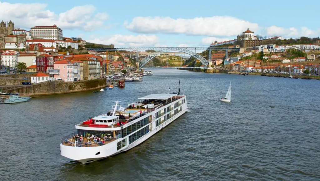 Von Lissabon zu den Weinbergen des Douro in 10 Tagen: eine elegante Kreuzfahrt im Herzen des authentischen Portugals