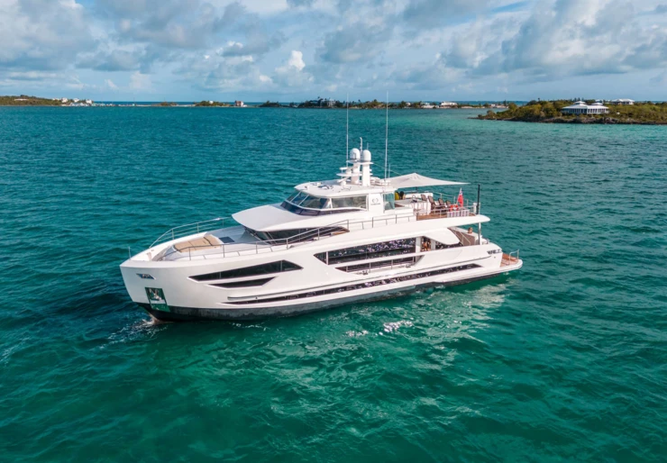 Midnight Moon Bahamas | Midnight Moon