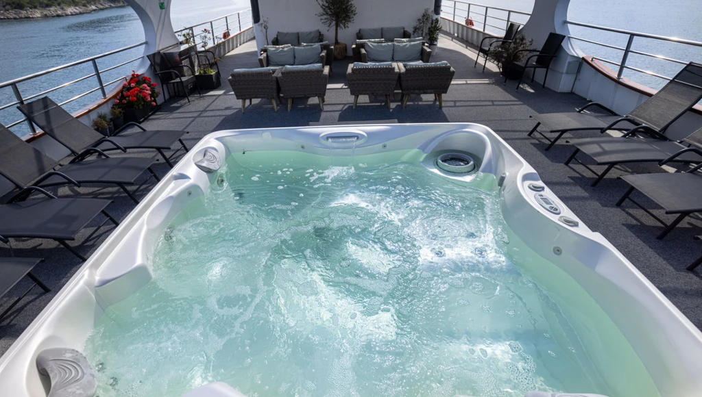 Exklusive 8-tägige Kreuzfahrt zwischen Split und Dubrovnik: Nationalparks, Austern aus Ston und Sonnenuntergang auf Hvar