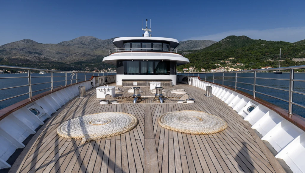 Exklusive 8-tägige Kreuzfahrt zwischen Split und Dubrovnik: Nationalparks, Austern aus Ston und Sonnenuntergang auf Hvar