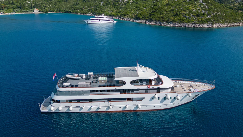 Exklusive 8-tägige Kreuzfahrt zwischen Split und Dubrovnik: Nationalparks, Austern aus Ston und Sonnenuntergang auf Hvar