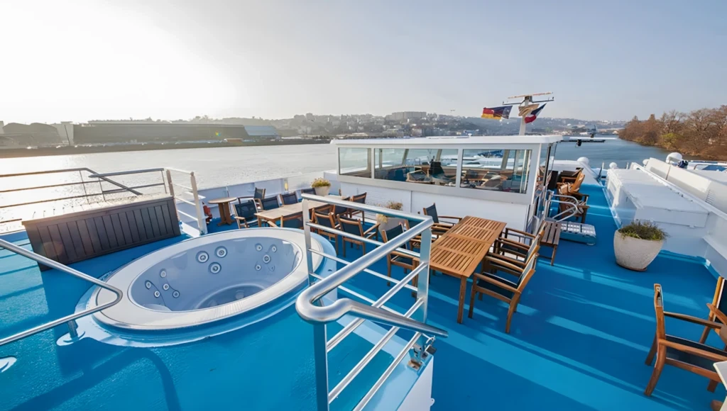 Odyssée danubienne de 8 jours : entre grande histoire, art local et villages de charme