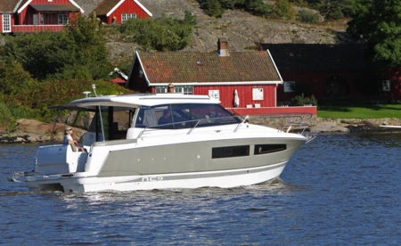 Jeanneau NC 9