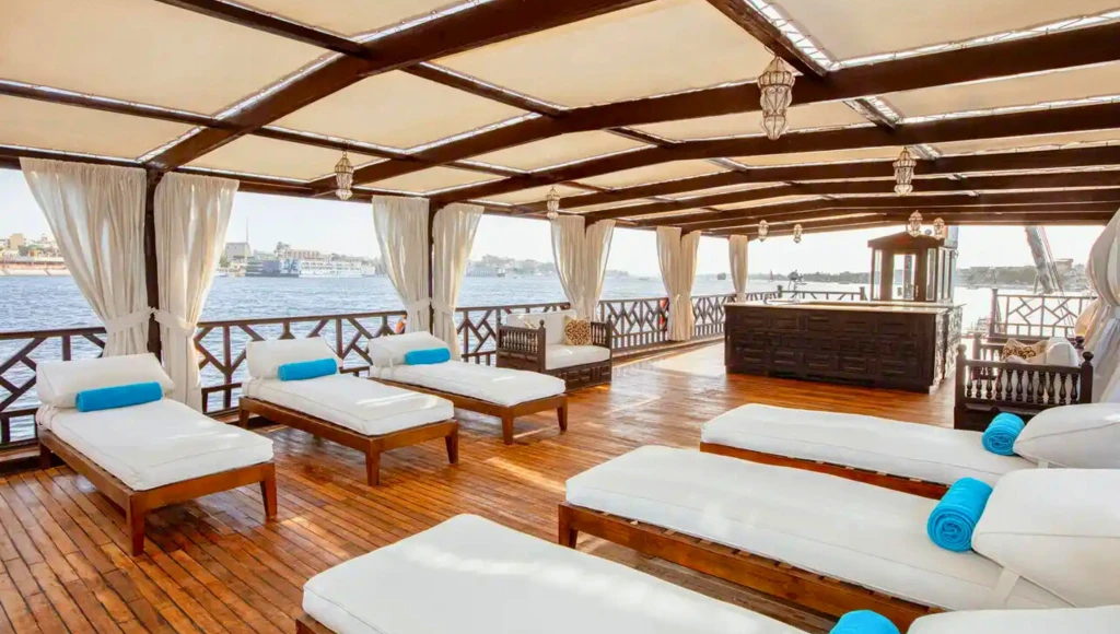 The Imperial Nile: a 6-day cruise on the sacred river from Luxor to Aswan, discovering the wonders of ancient Egypt