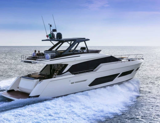 Ferretti 720