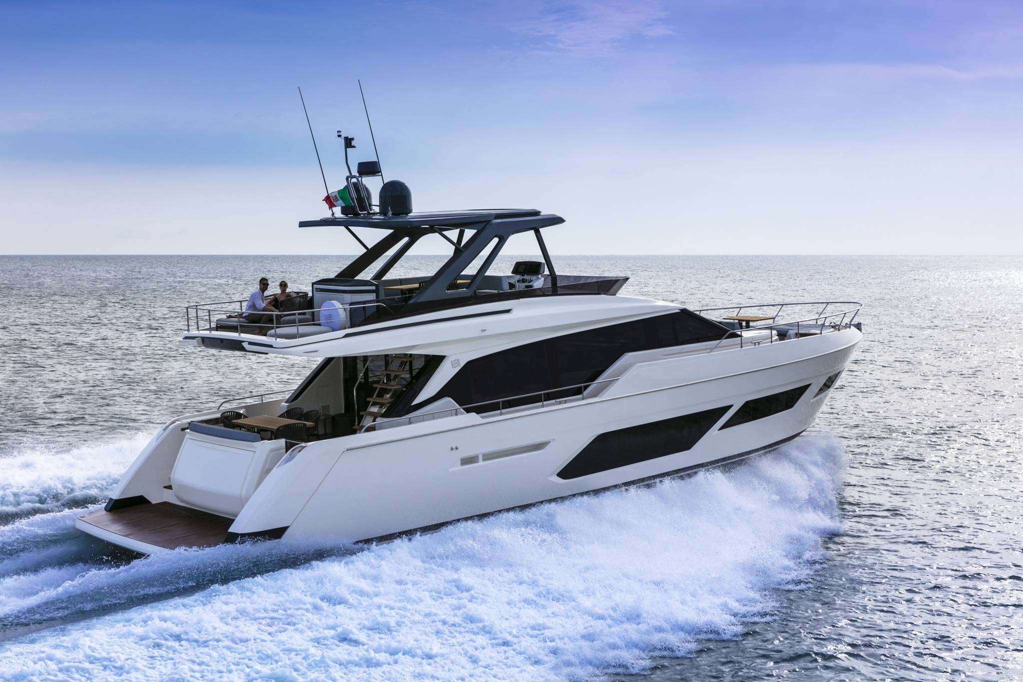Ferretti 720