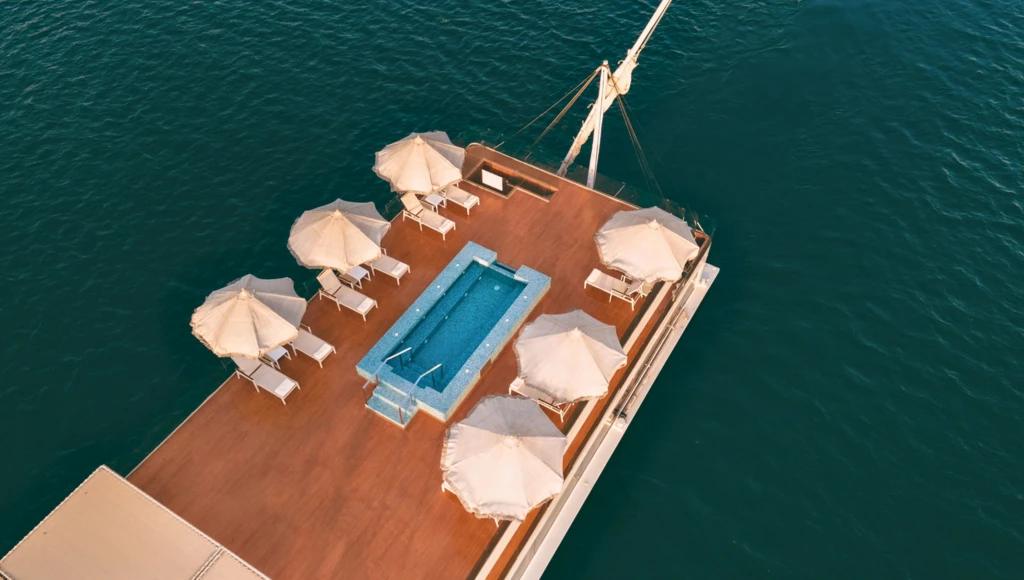 Rivages sacrés du Nil : croisière raffinée de 5 jours en dahabieh au cœur des trésors pharaoniques, de Louxor à Assouan