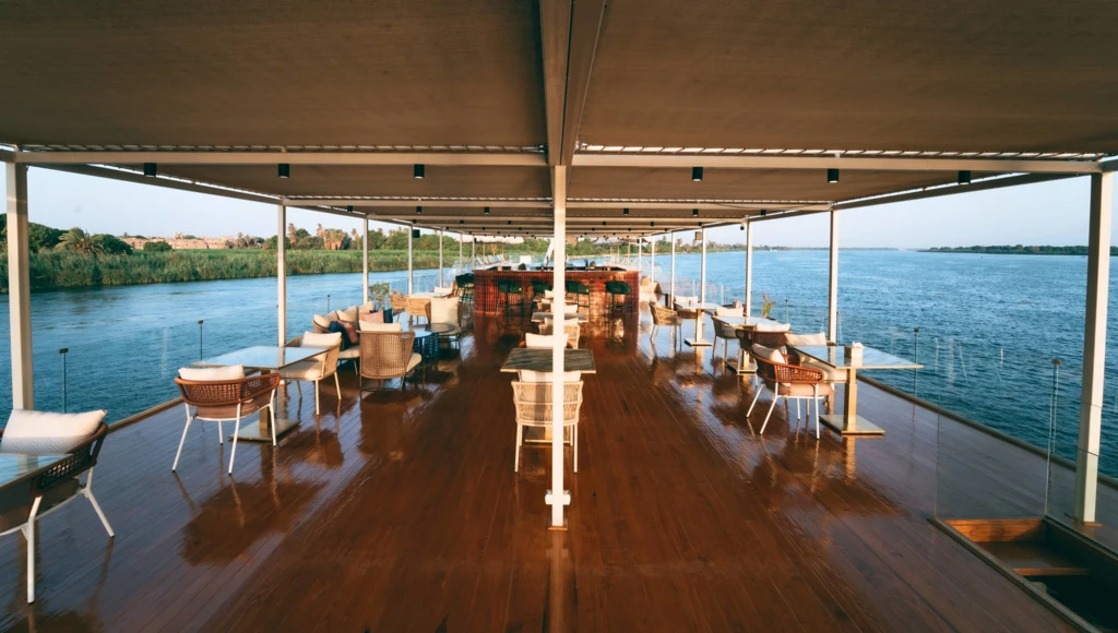 Rivages sacrés du Nil : croisière raffinée de 5 jours en dahabieh au cœur des trésors pharaoniques, de Louxor à Assouan