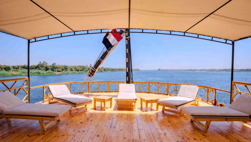 Splendours of the Nile: 8 days sailing through ancient Egypt, between the temples of Luxor and the ruins of Aswan