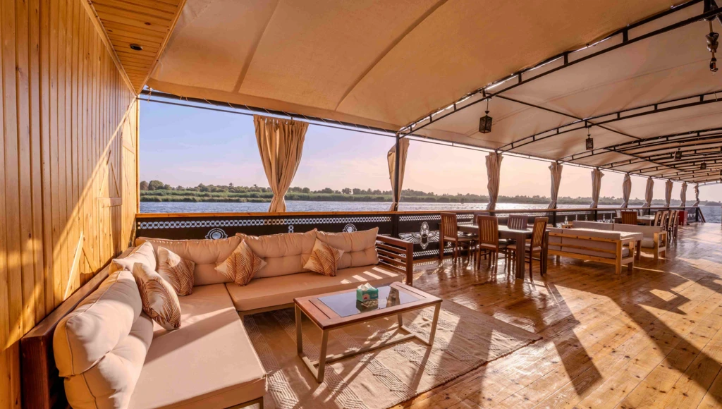 Splendours of the Nile: 8 days sailing through ancient Egypt, between the temples of Luxor and the ruins of Aswan