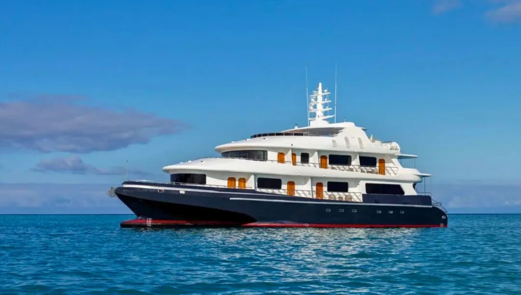 Exclusive trip to Quito and the Galápagos: a 13-day expedition featuring lunar landscapes, iconic wildlife, and wild islands