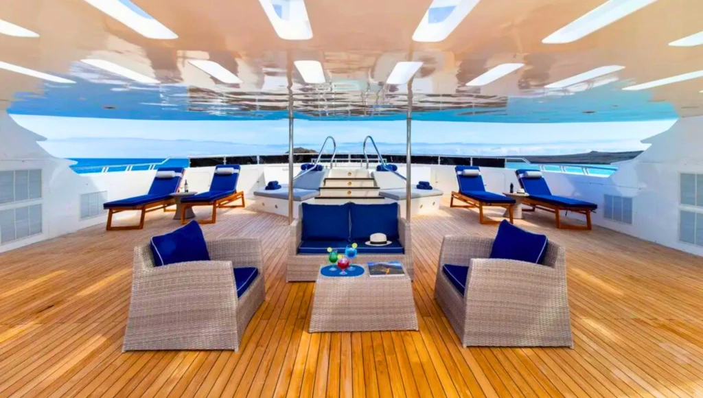 Exclusive trip to Quito and the Galápagos: a 13-day expedition featuring lunar landscapes, iconic wildlife, and wild islands