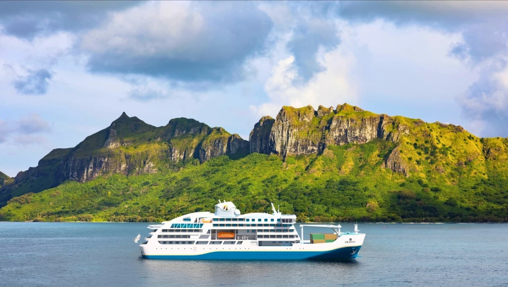 Viaje de 13 días al corazón de las islas Australes: tradiciones, lagunas y encuentros auténticos