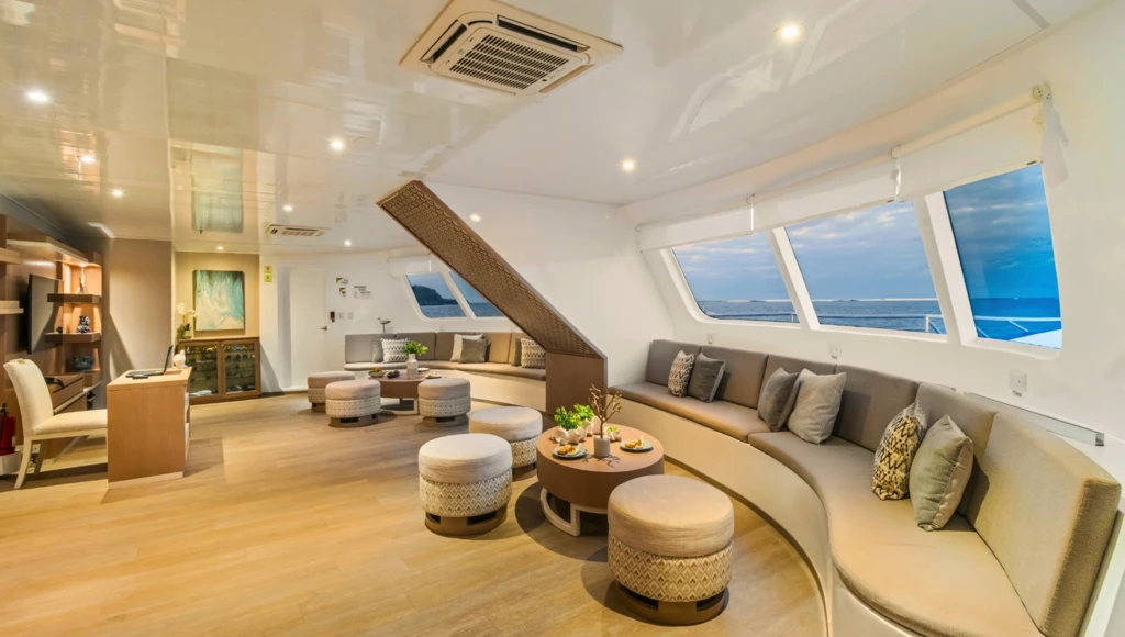 Escapade aux Galápagos : 4 jours à la rencontre des merveilles naturelles de l'archipel, entre sable vert et oiseaux aux pieds bleus