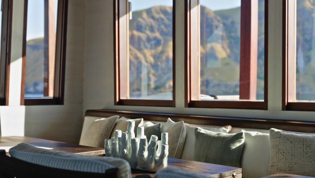 5 days of adventure and serenity in the Flores Sea, from Kelor to Sebayur, between wild islands and turquoise lagoons