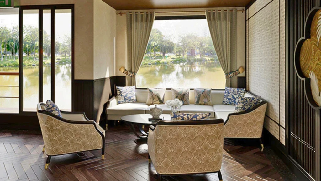 Entre Mékong sacré, baie d'Ha Long et temples d'Angkor : un voyage immersif de 18 jours au cœur des traditions et du patrimoine d'Asie du Sud-Est