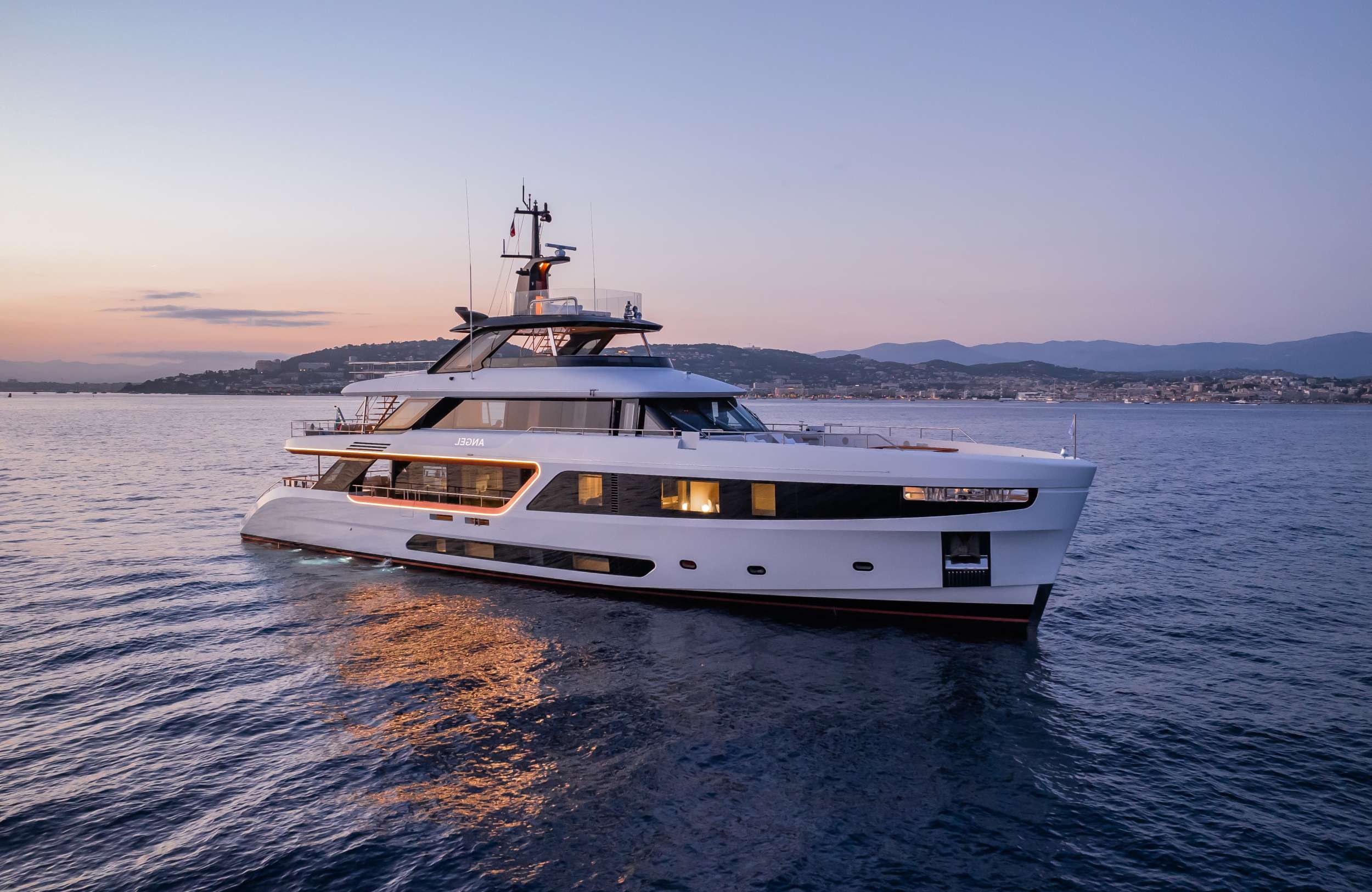 M/Y Angel