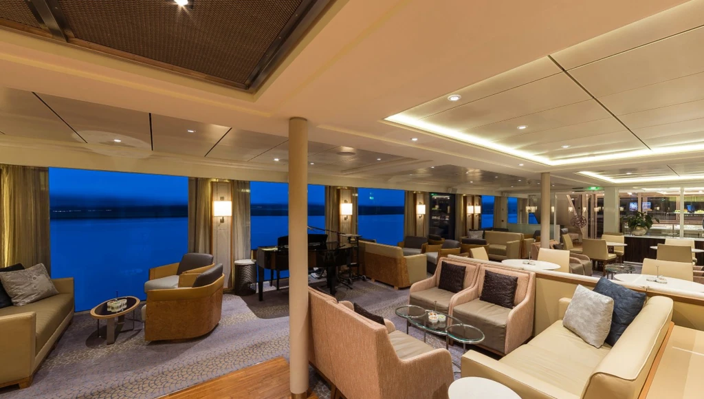 From Paris to the sparkling banks of the Main and Moselle rivers: a 12-day journey in the spirit of Christmas