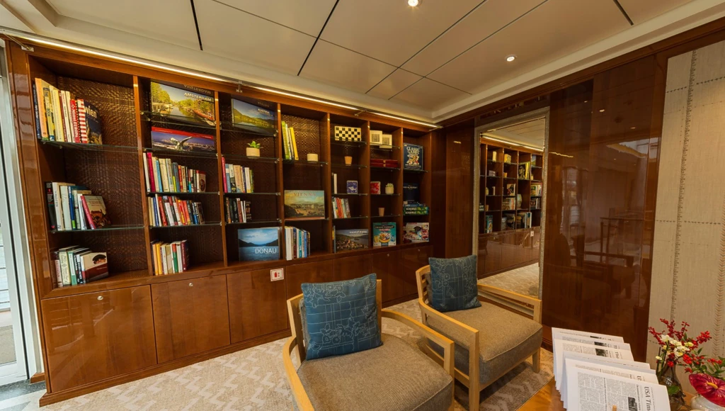 From Paris to the sparkling banks of the Main and Moselle rivers: a 12-day journey in the spirit of Christmas