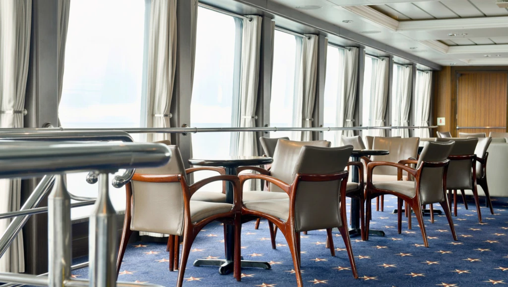 Patagonian journey from Ushuaia to Punta Arenas: 5 days of discovery through the fjords and glaciers of Patagonia, from the Beagle Channel to the Strait of Magellan