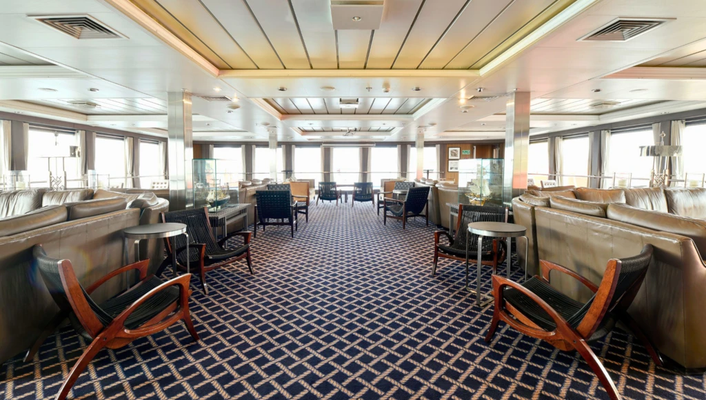 Patagonian journey from Ushuaia to Punta Arenas: 5 days of discovery through the fjords and glaciers of Patagonia, from the Beagle Channel to the Strait of Magellan