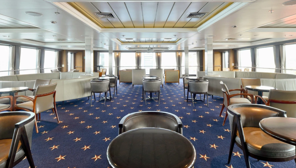 Patagonian journey from Ushuaia to Punta Arenas: 5 days of discovery through the fjords and glaciers of Patagonia, from the Beagle Channel to the Strait of Magellan