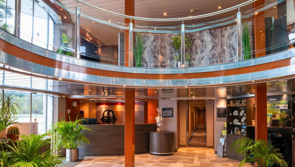 Lo mejor del Danubio en 4 días: Wachau, Viena y Budapest a bordo de un moderno barco con spa.